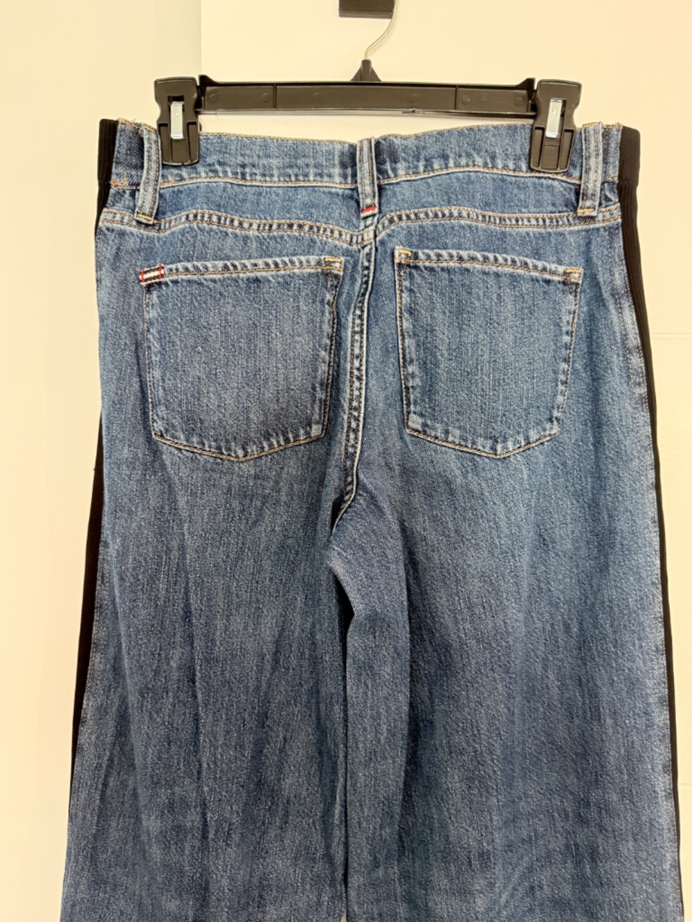 Alice + Olivia Amazing Low Rise Wide Leg Snap Trim Jeans in the "Cambria Vintage - Picture 8 of 12